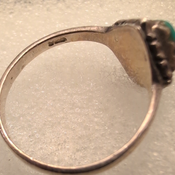 Sterling Silver Turquoise Ring - Picture 4 of 5